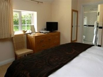 The Turtley Corn Mill Hotel South Brent Buitenkant foto
