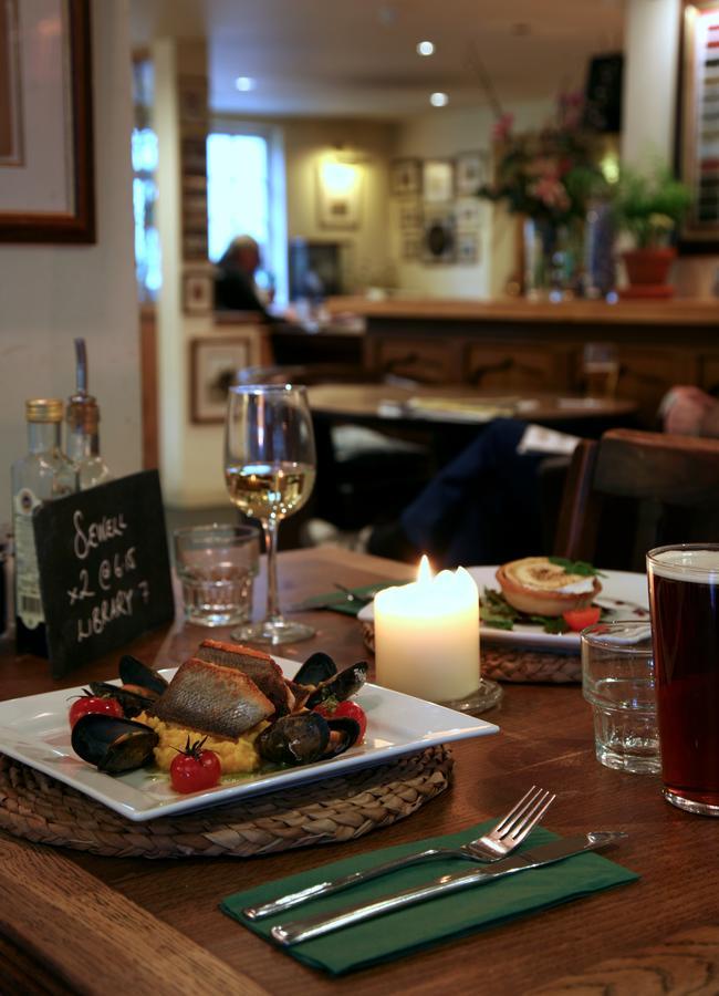 The Turtley Corn Mill Hotel South Brent Buitenkant foto